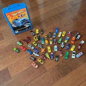 Hot Wheels Case w 50 cars + Nine in Pkg
